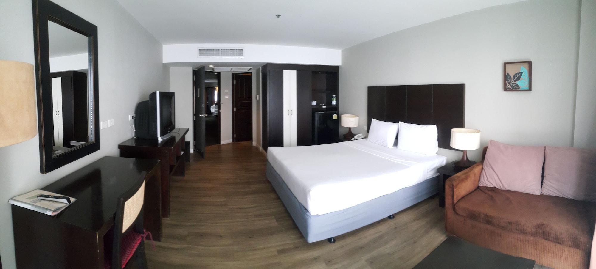 Summer Spring Hotel Паттайя Экстерьер фото